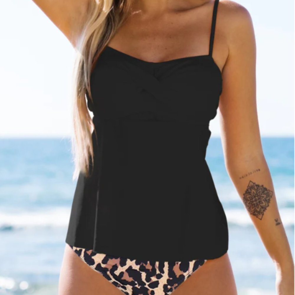 Beachsissi Leopard Print Twist Front Tankini Set